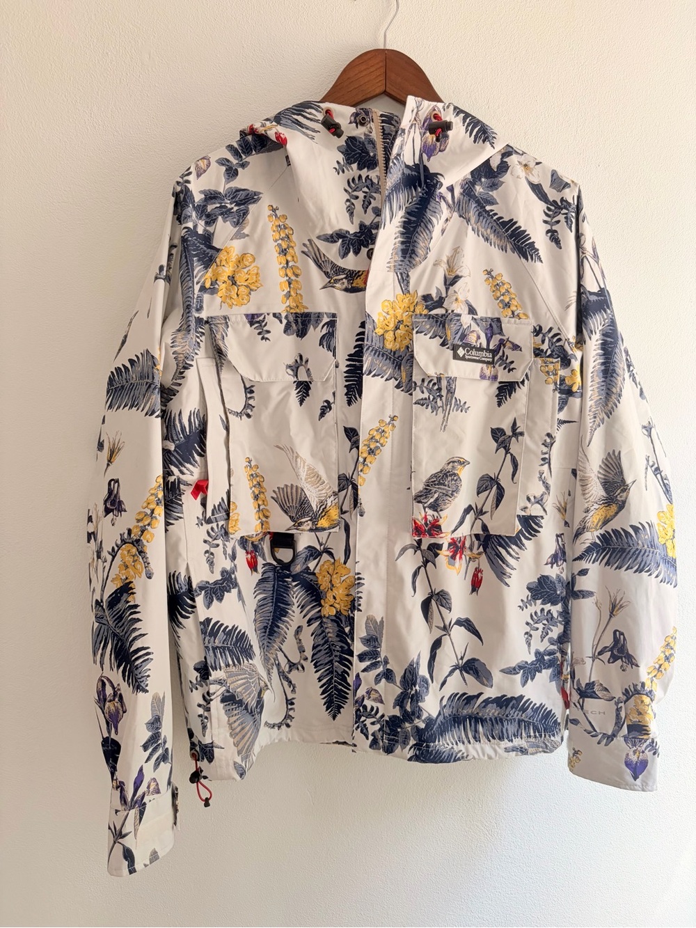 Columbia Field Creek Fraser Shell Omni-Tech Rain Jacket Sea Salt Wildlife Print